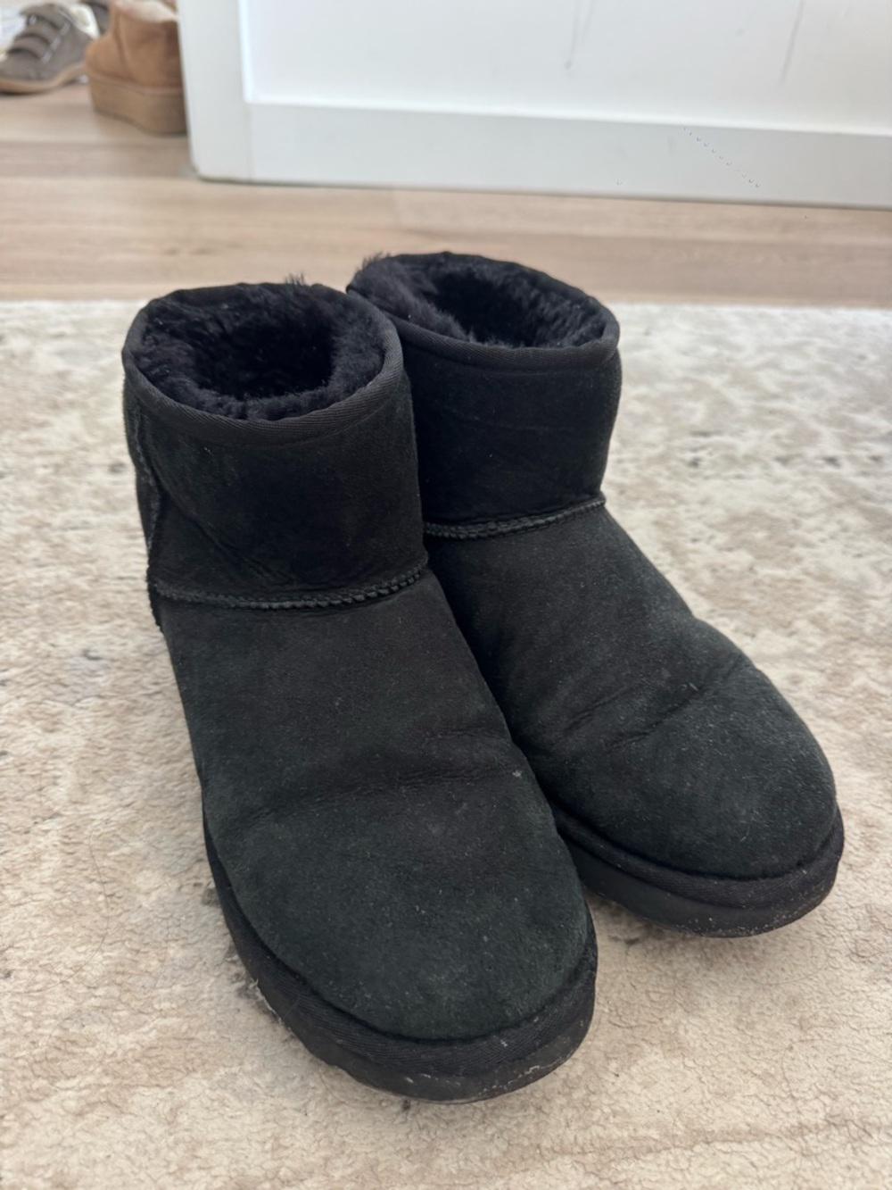 Black UGGS